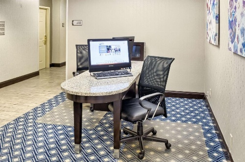 Homewood Suites By Hilton Mobile image 35